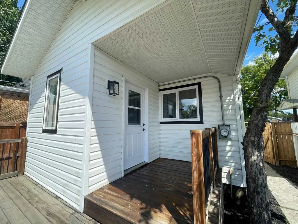 7845 22 Street SE Calgary AB T2C 1Y8