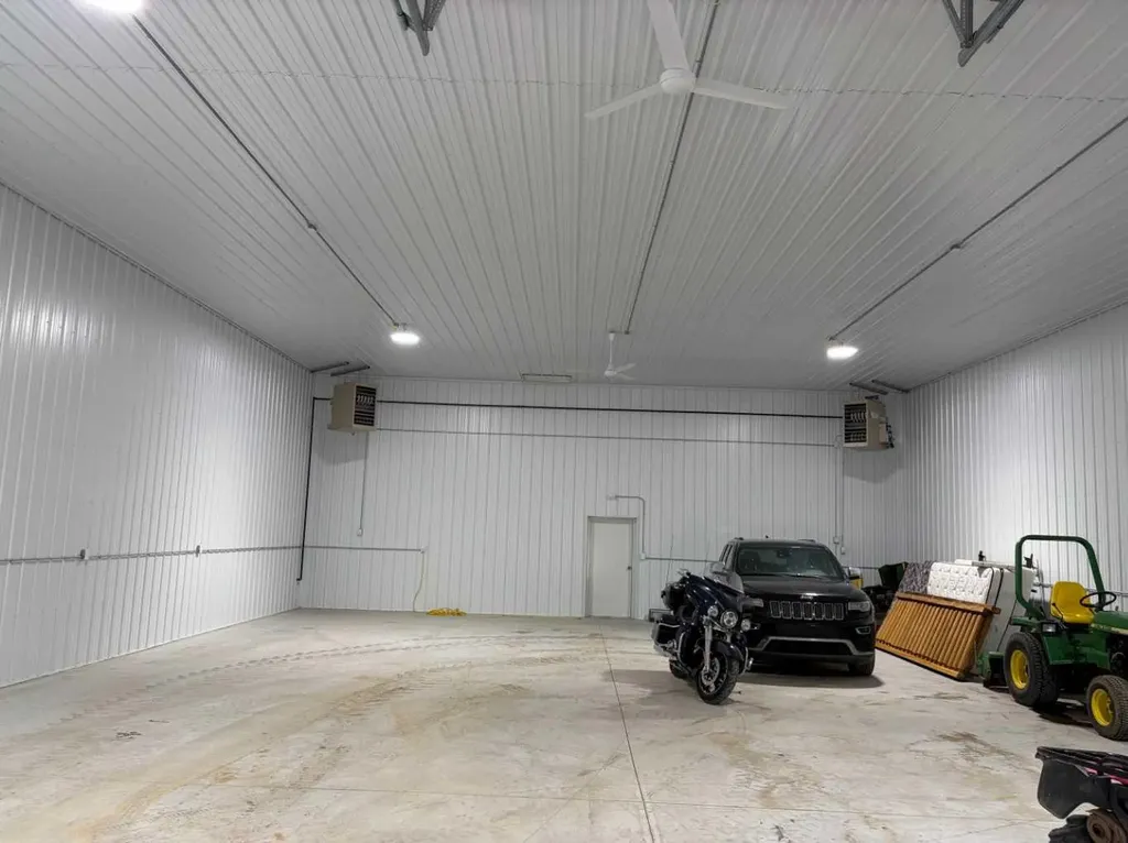 591079A Range Road 130 Rural Woodlands County AB T7S 1N8