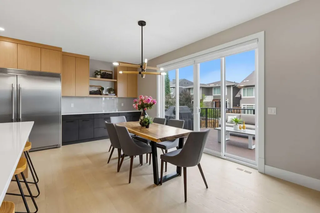 269 Aspen Summit Heights SW Calgary AB T3H6H1