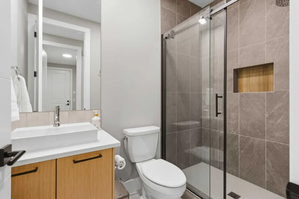 269 Aspen Summit Heights SW Calgary AB T3H6H1