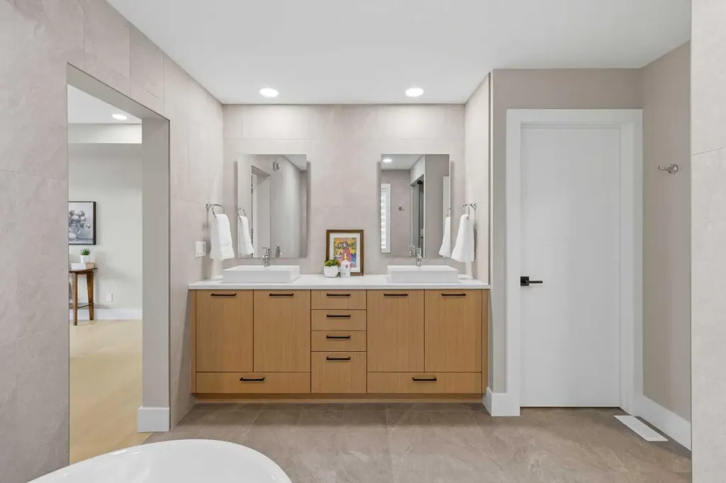 269 Aspen Summit Heights SW Calgary AB T3H6H1