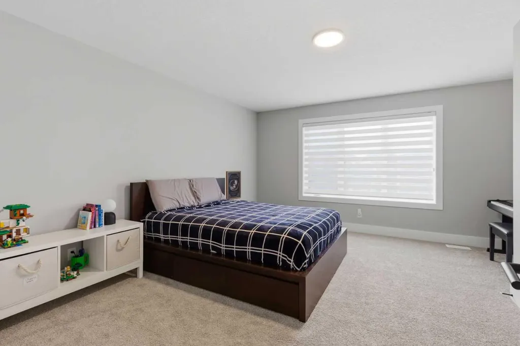 269 Aspen Summit Heights SW Calgary AB T3H6H1