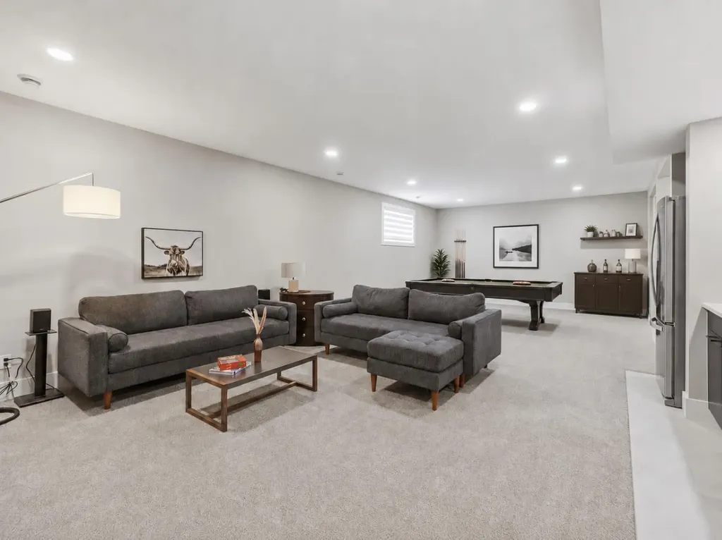 269 Aspen Summit Heights SW Calgary AB T3H6H1