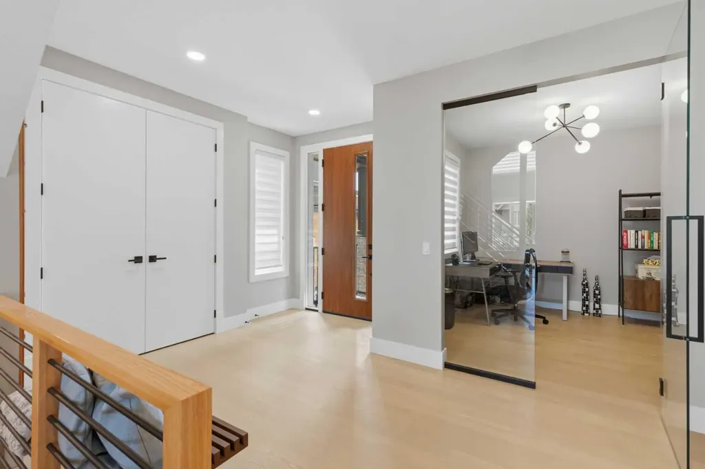 269 Aspen Summit Heights SW Calgary AB T3H6H1