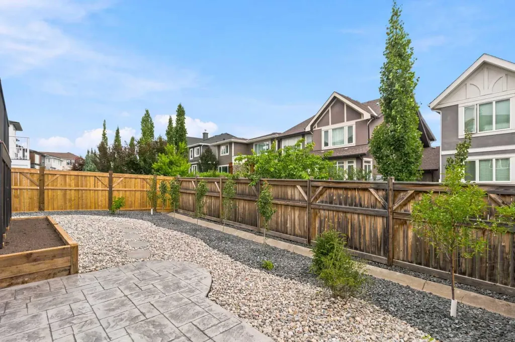 269 Aspen Summit Heights SW Calgary AB T3H6H1