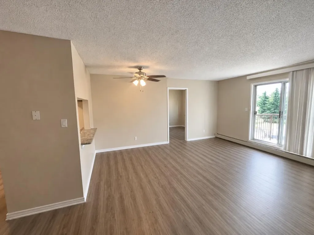 405 Columbia Boulevard Lethbridge AB T1K 5R8