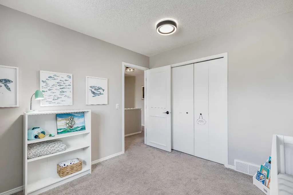 540 Shawinigan Drive SW Calgary AB T2Y 2G1