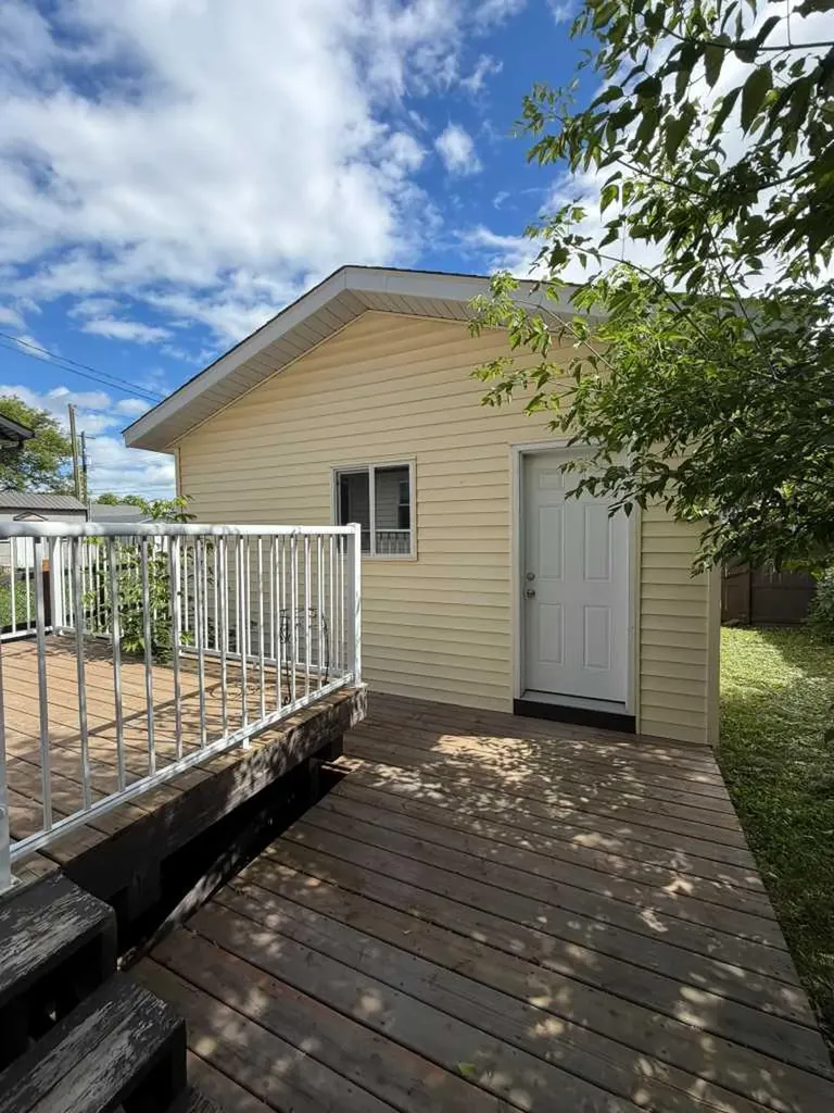 906 3 Avenue Beaverlodge AB T0H0C0