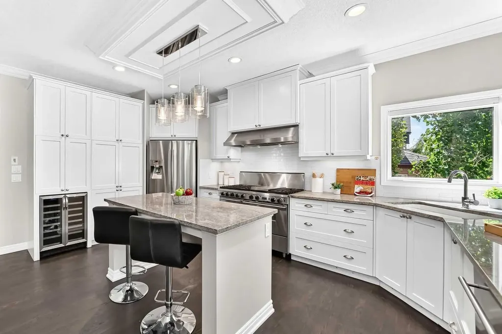 173 Aspenshire Drive SW Calgary AB T3H 0P5