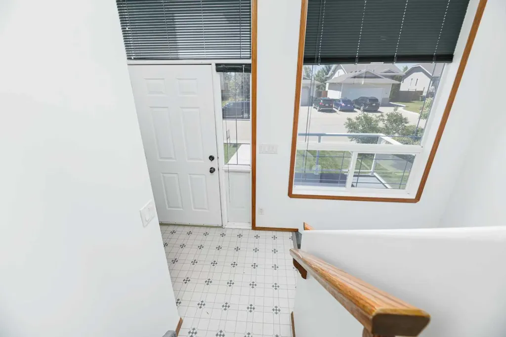 13 Duval Crescent Red Deer AB T4R 2Y7