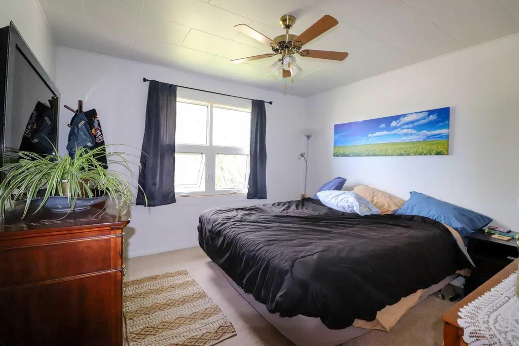 186 8 Street W Cardston AB T0K 0K0
