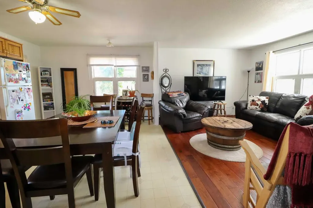 186 8 Street W Cardston AB T0K 0K0