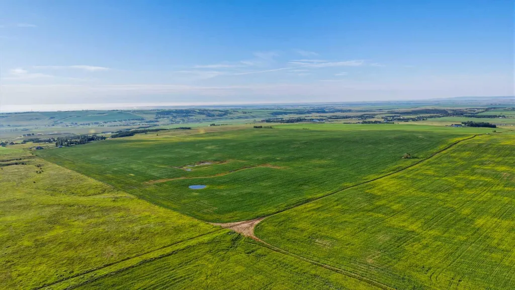 Ne; 3; 20; 1 W5 Rural Foothills County AB T1S 6A9