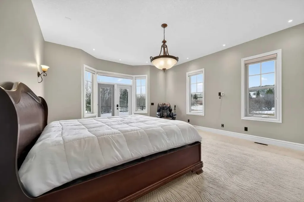 240117 210 Avenue W Rural Foothills County AB T0L 1W4