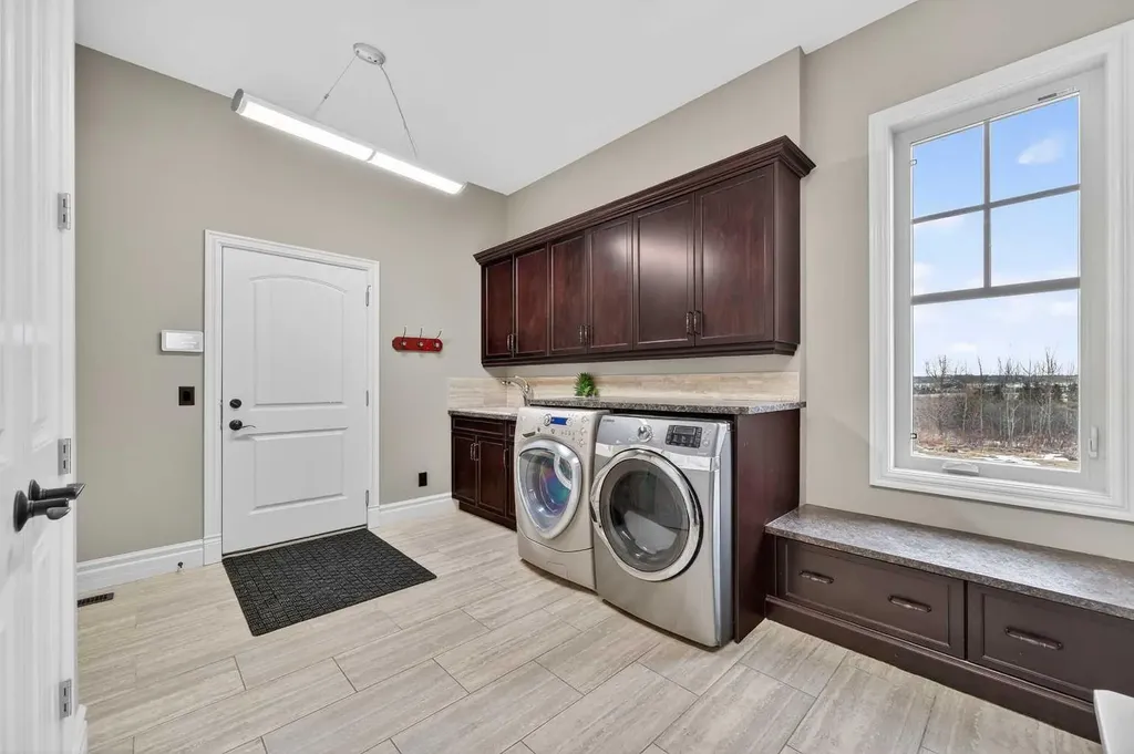 240117 210 Avenue W Rural Foothills County AB T0L 1W4