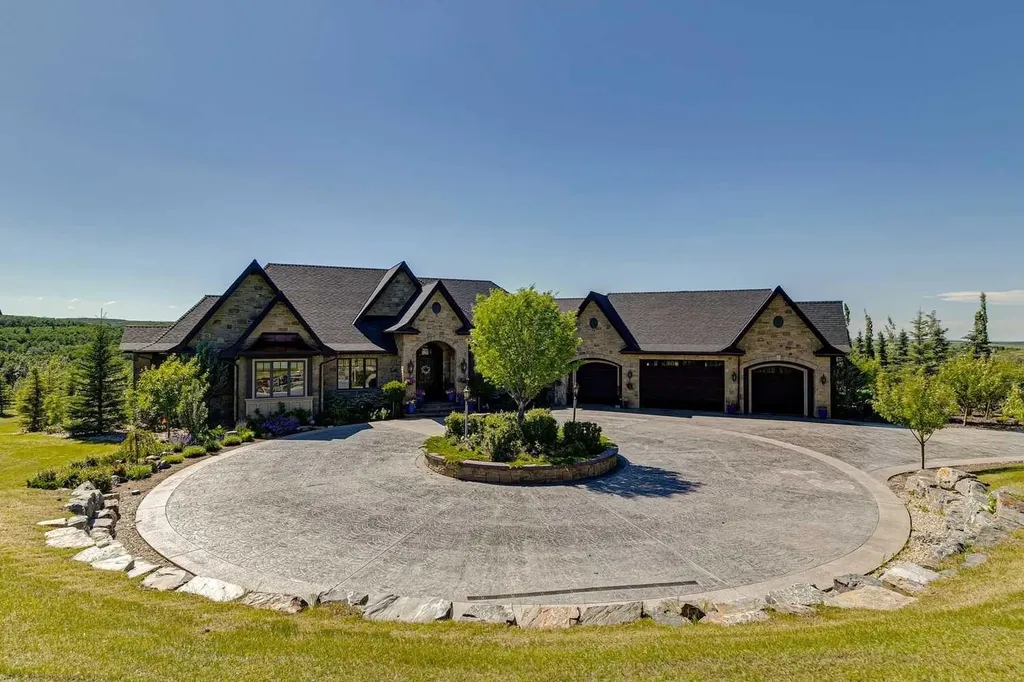 39 Red Willow Crescent W Rural Foothills County AB T1S 3J7