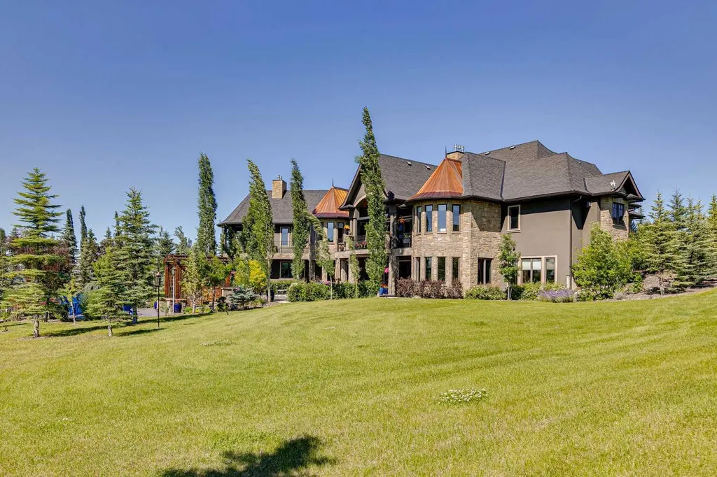 39 Red Willow Crescent W Rural Foothills County AB T1S 3J7