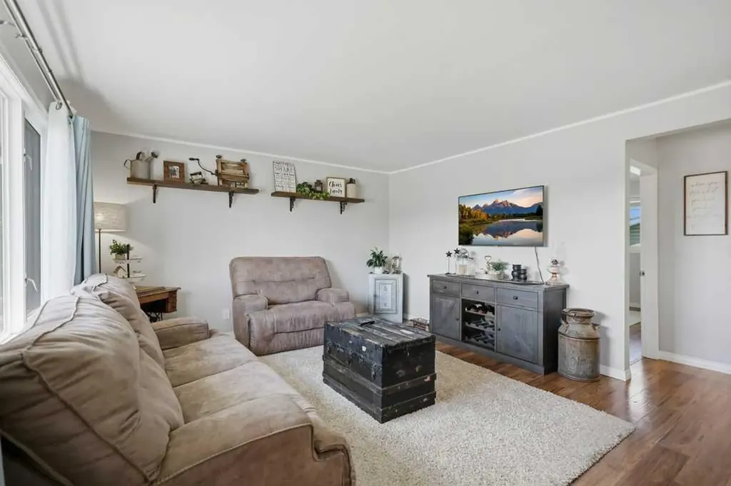 5028 48 Avenue Rural Clearwater County AB T0M 0M0