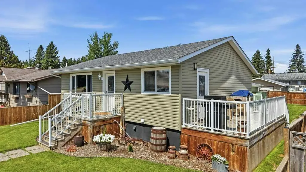 5028 48 Avenue Rural Clearwater County AB T0M 0M0