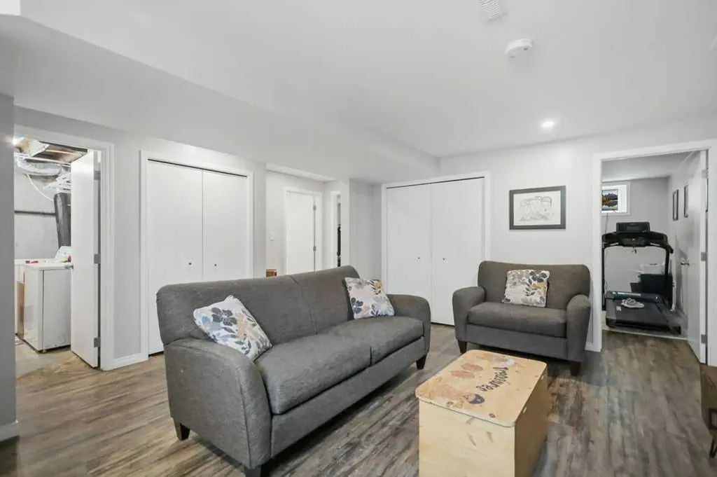 5028 48 Avenue Rural Clearwater County AB T0M 0M0
