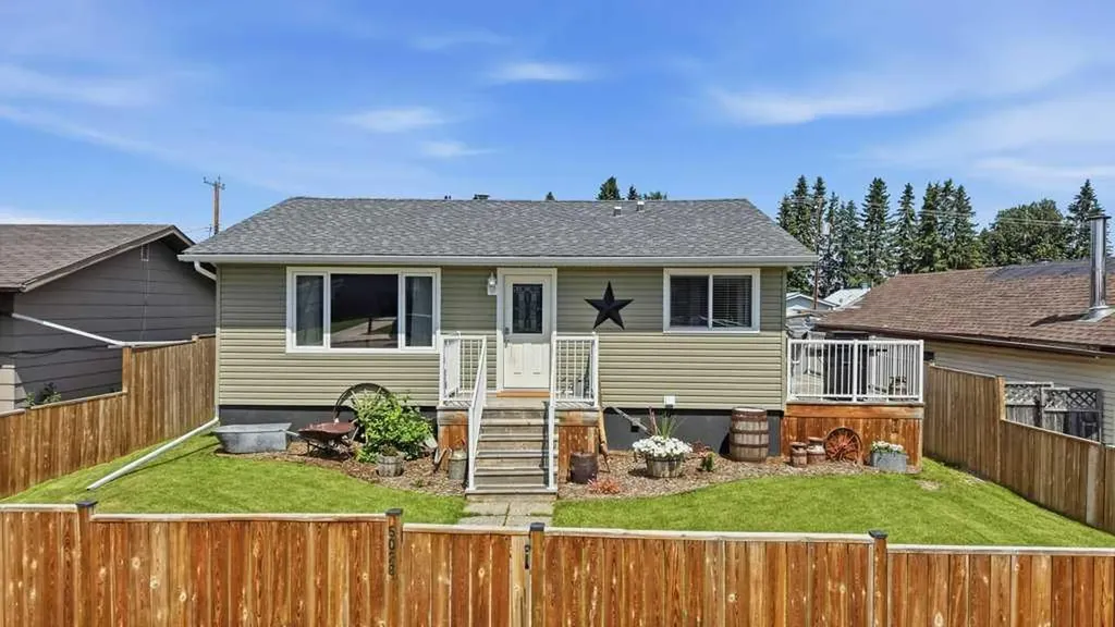 5028 48 Avenue Rural Clearwater County AB T0M 0M0