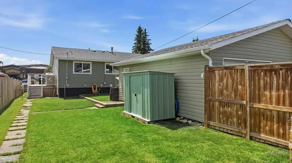 5028 48 Avenue Rural Clearwater County AB T0M 0M0