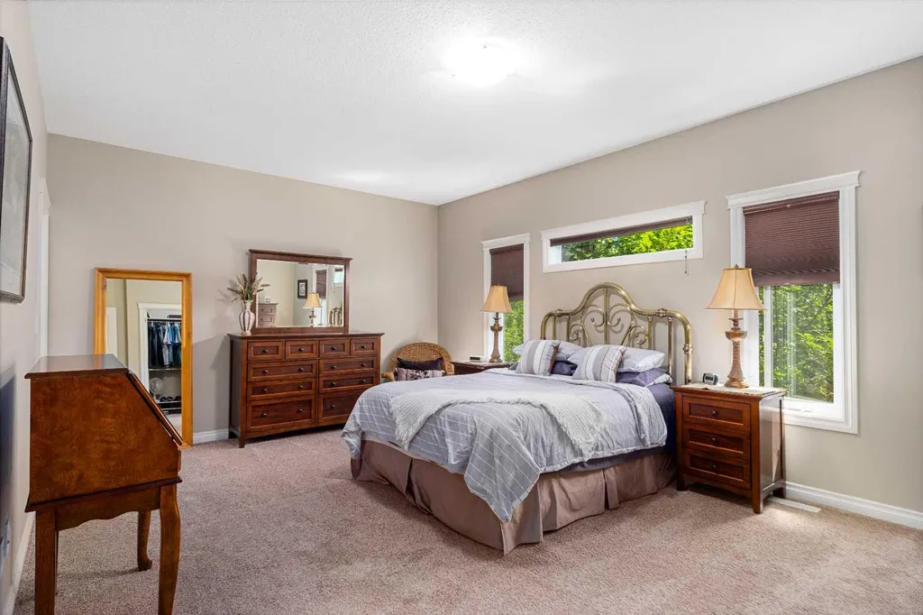 24 Vermont Close Olds AB T4H 0C3