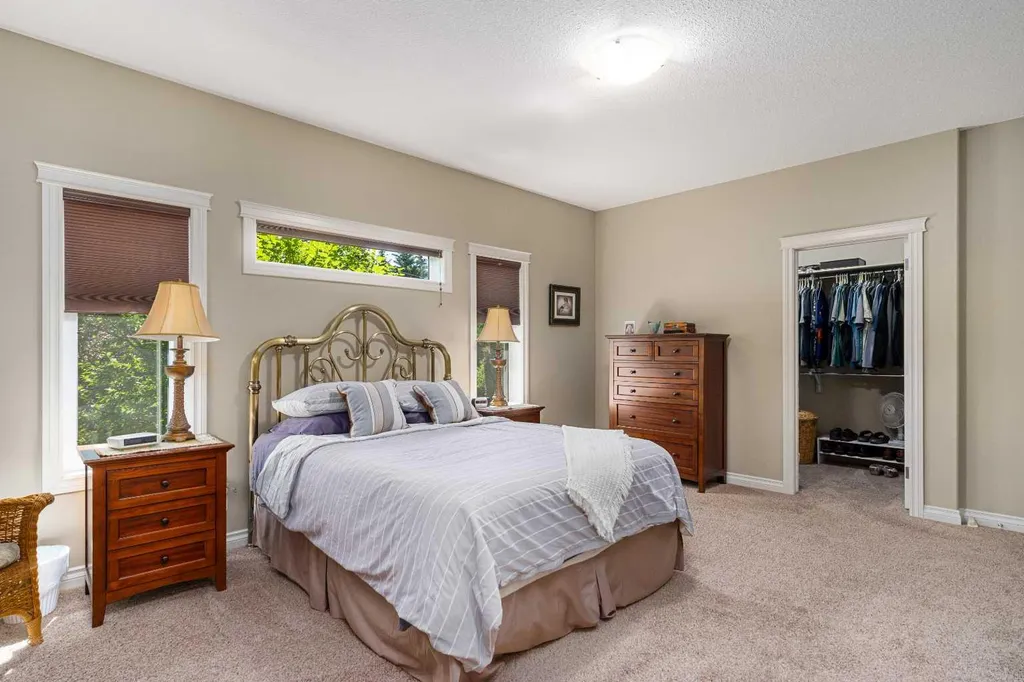 24 Vermont Close Olds AB T4H 0C3