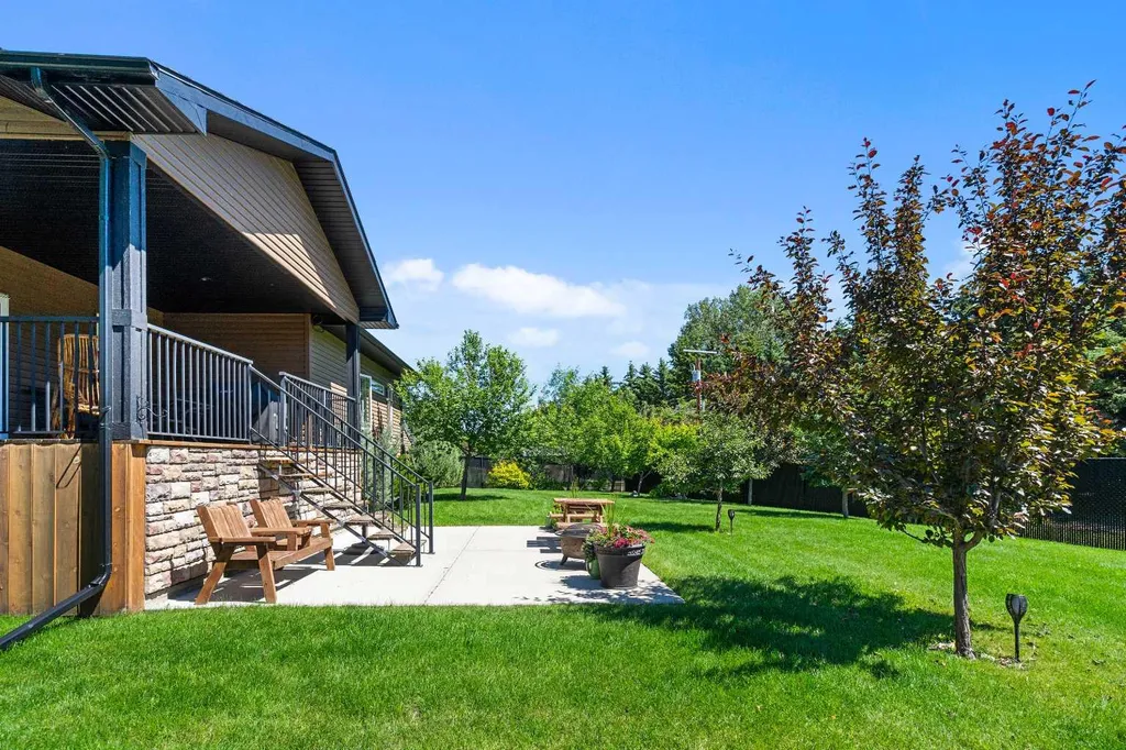 24 Vermont Close Olds AB T4H 0C3