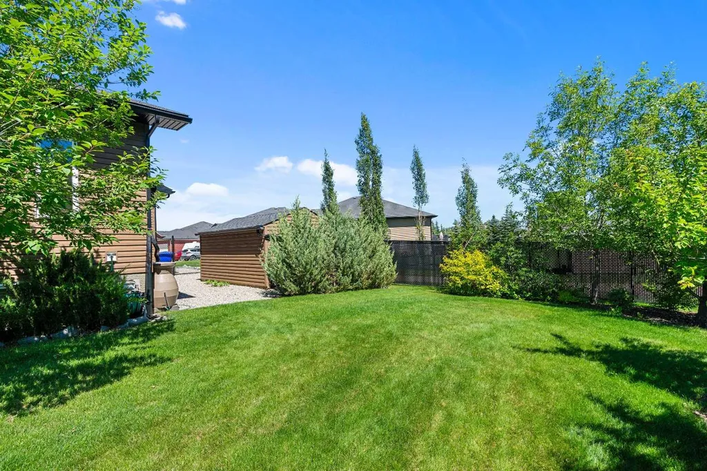 24 Vermont Close Olds AB T4H 0C3