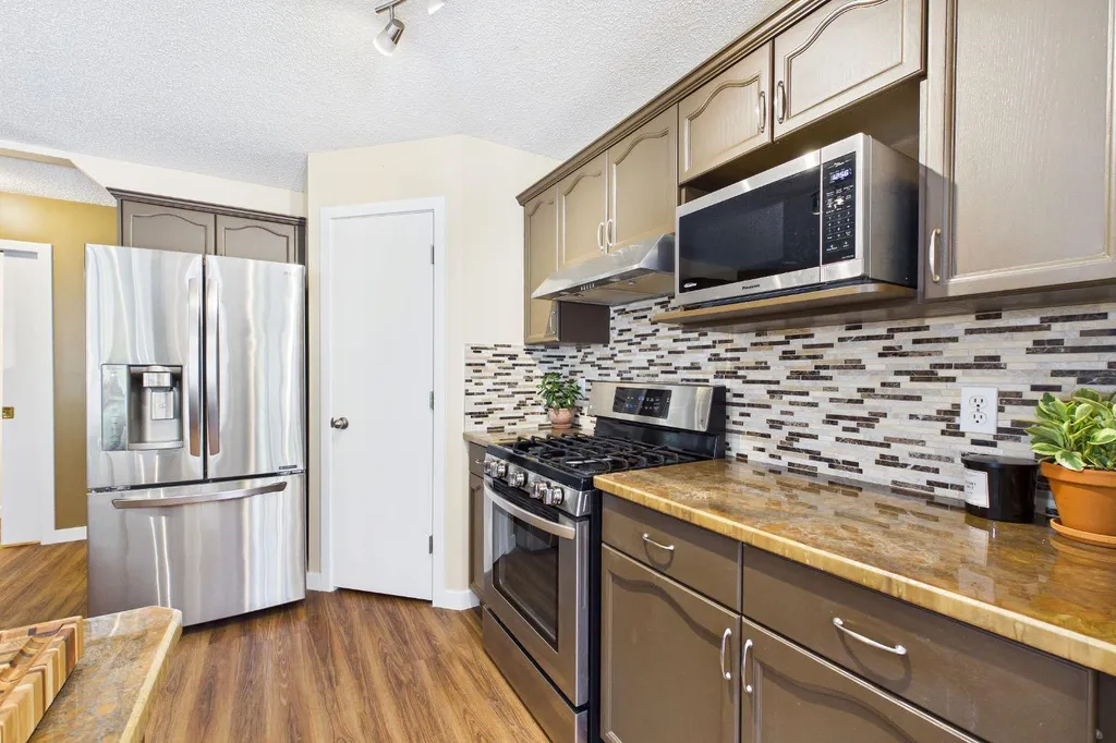 331 Bridlewood Circle SW Calgary AB T2Y 3L9