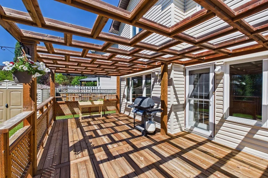 331 Bridlewood Circle SW Calgary AB T2Y 3L9