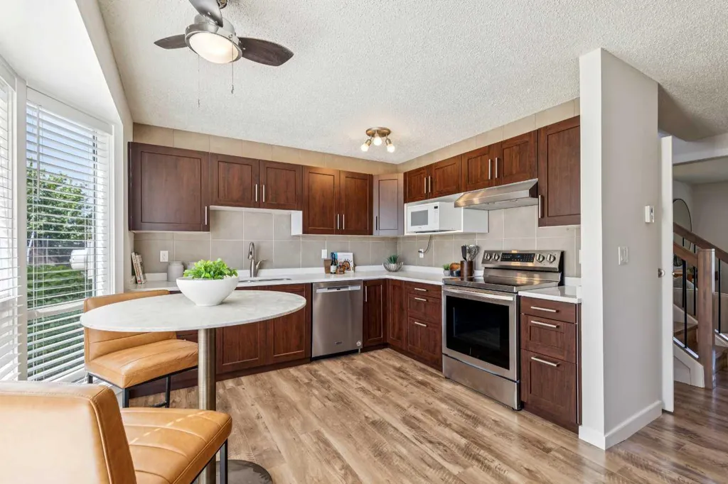 31 Sunvale Court SE Calgary AB T2X 5S7