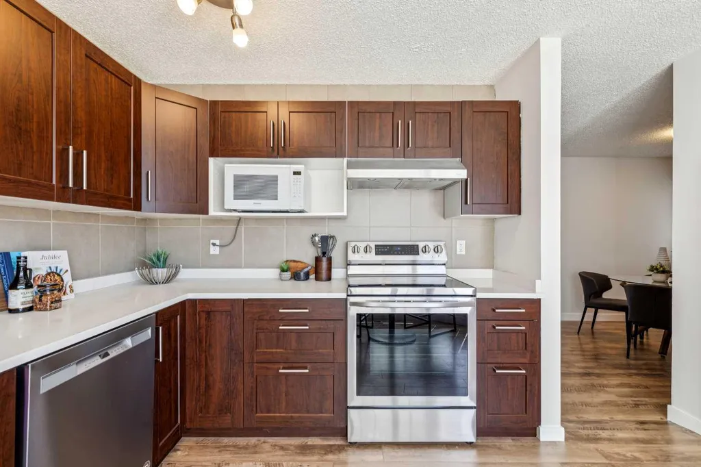 31 Sunvale Court SE Calgary AB T2X 5S7