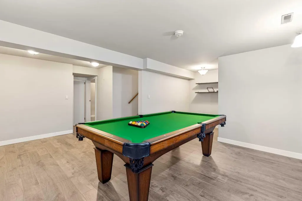 31 Sunvale Court SE Calgary AB T2X 5S7