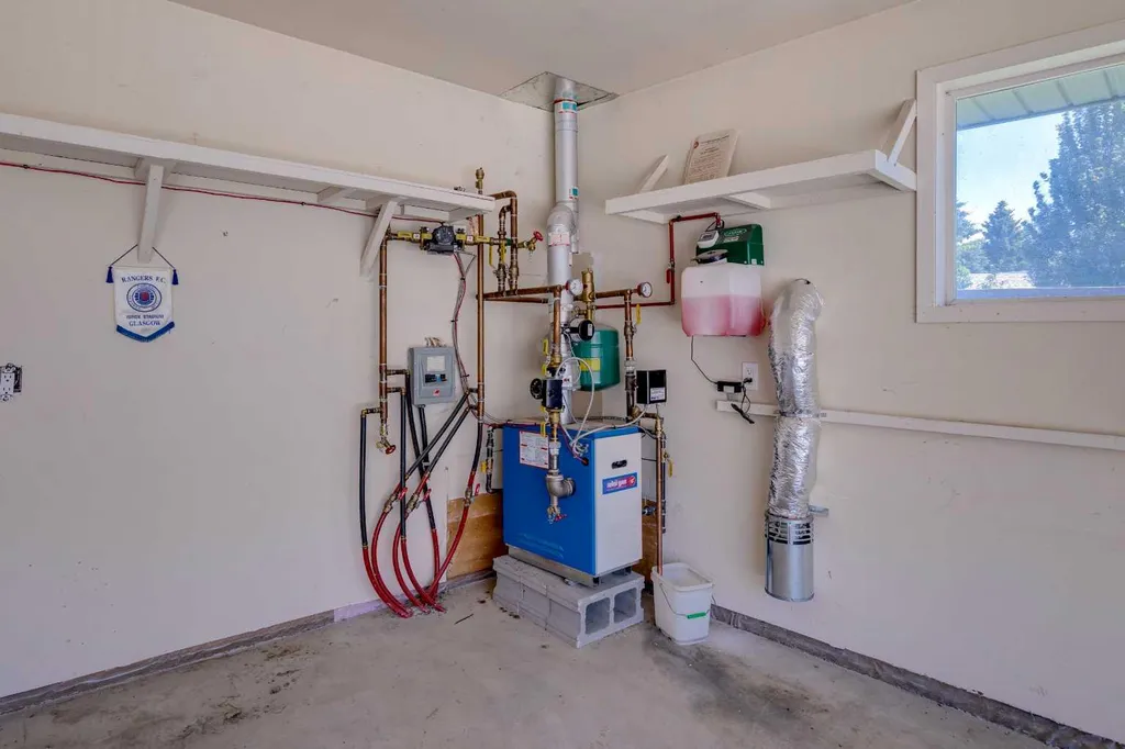31 Sunvale Court SE Calgary AB T2X 5S7