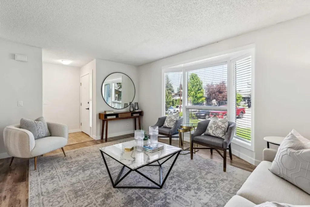 31 Sunvale Court SE Calgary AB T2X 5S7