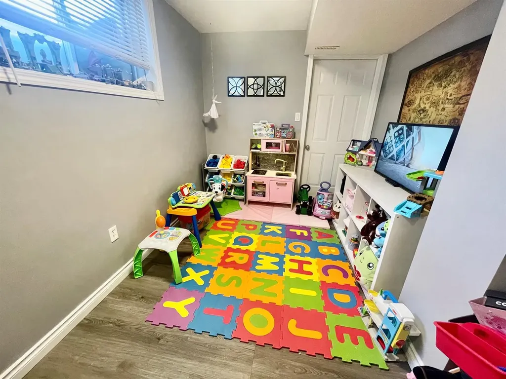 1124 24 Street Wainwright AB T9W 1W4