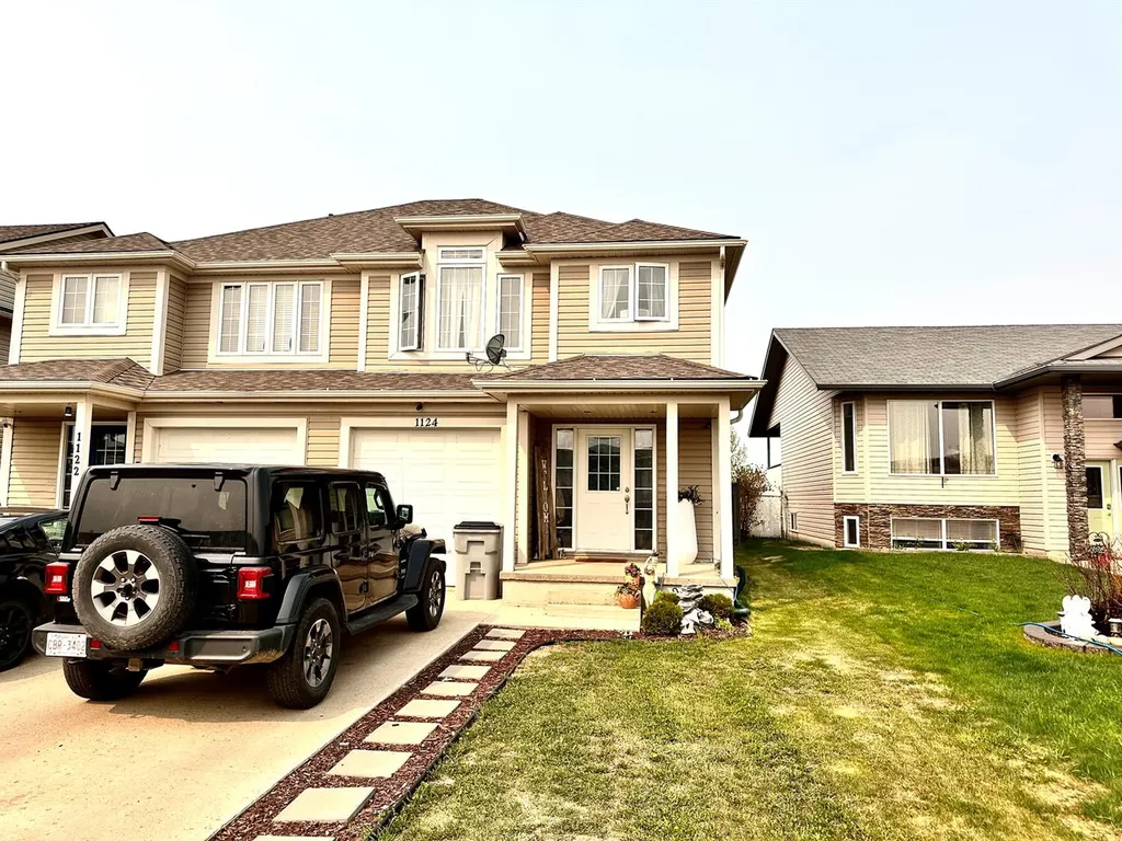 1124 24 Street Wainwright AB T9W 1W4