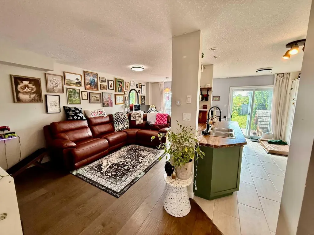 1124 24 Street Wainwright AB T9W 1W4