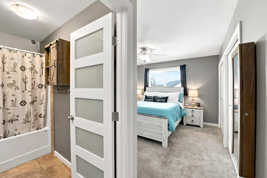 84 Mackenzie Crescent Lacombe AB T4L 0B3