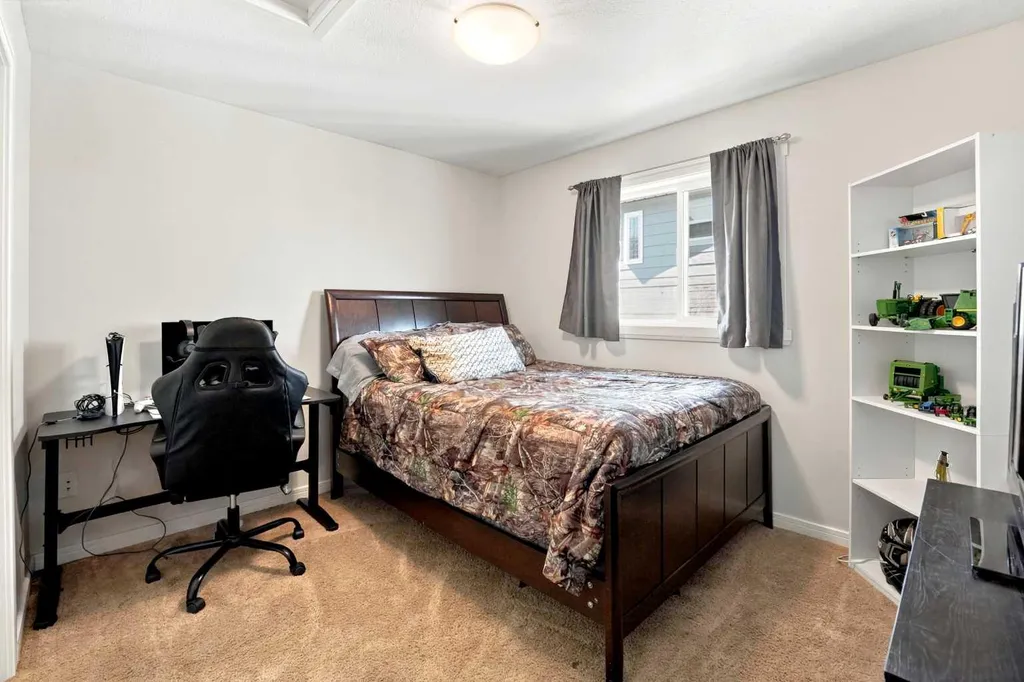 84 Mackenzie Crescent Lacombe AB T4L 0B3
