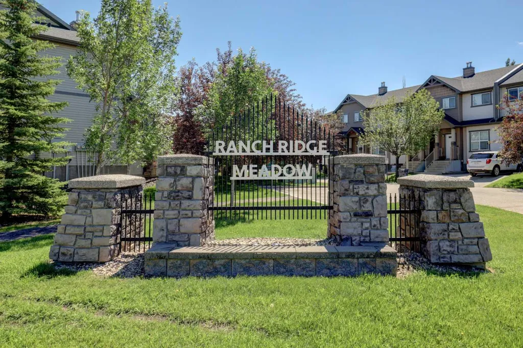 249 Ranch Ridge Meadow Strathmore AB T1P 0A9