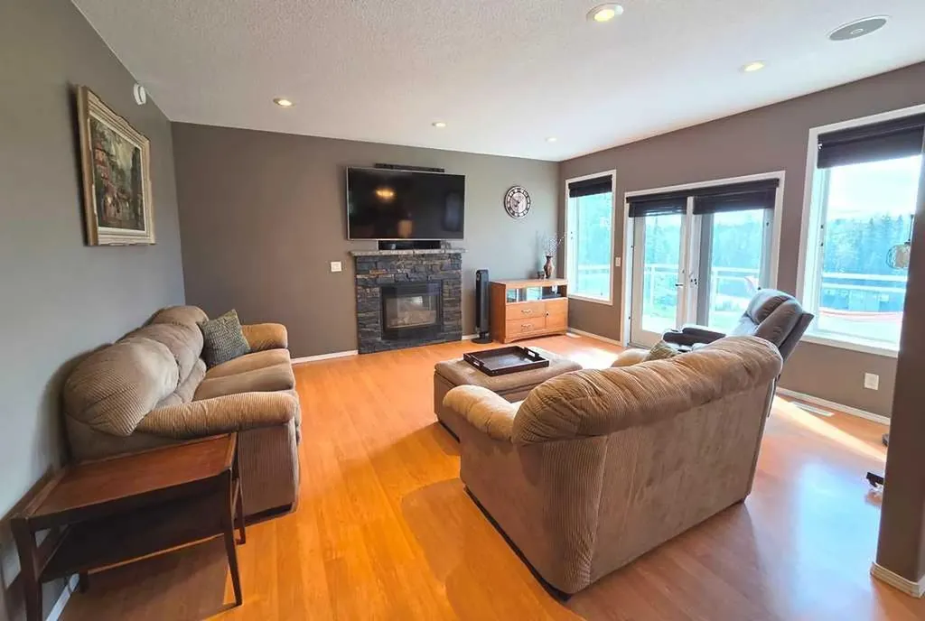 541 Clearwater Estates Crescent Rural Clearwater County AB T4T2A2