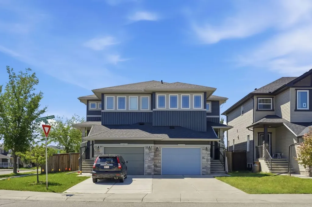 6 Evanspark Manor NW Calgary AB T3P 0J8