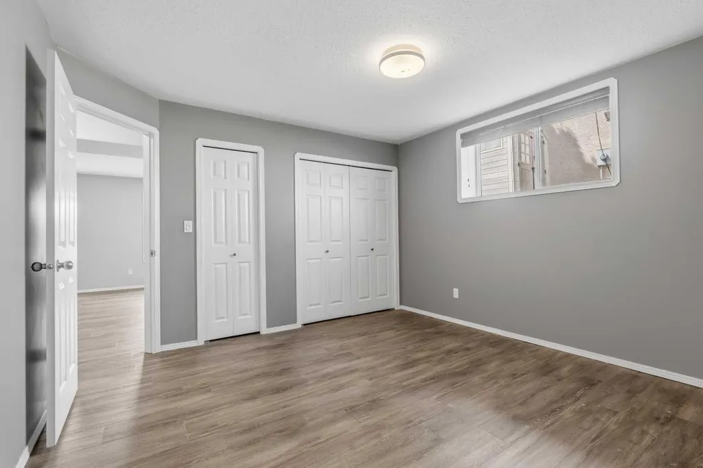 156 Park Drive Whitecourt AB T7S 1R3