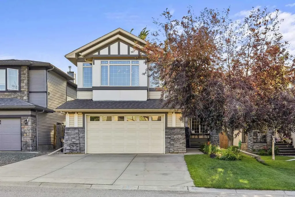 11 Chapala Square SE Calgary AB T2X 3T7