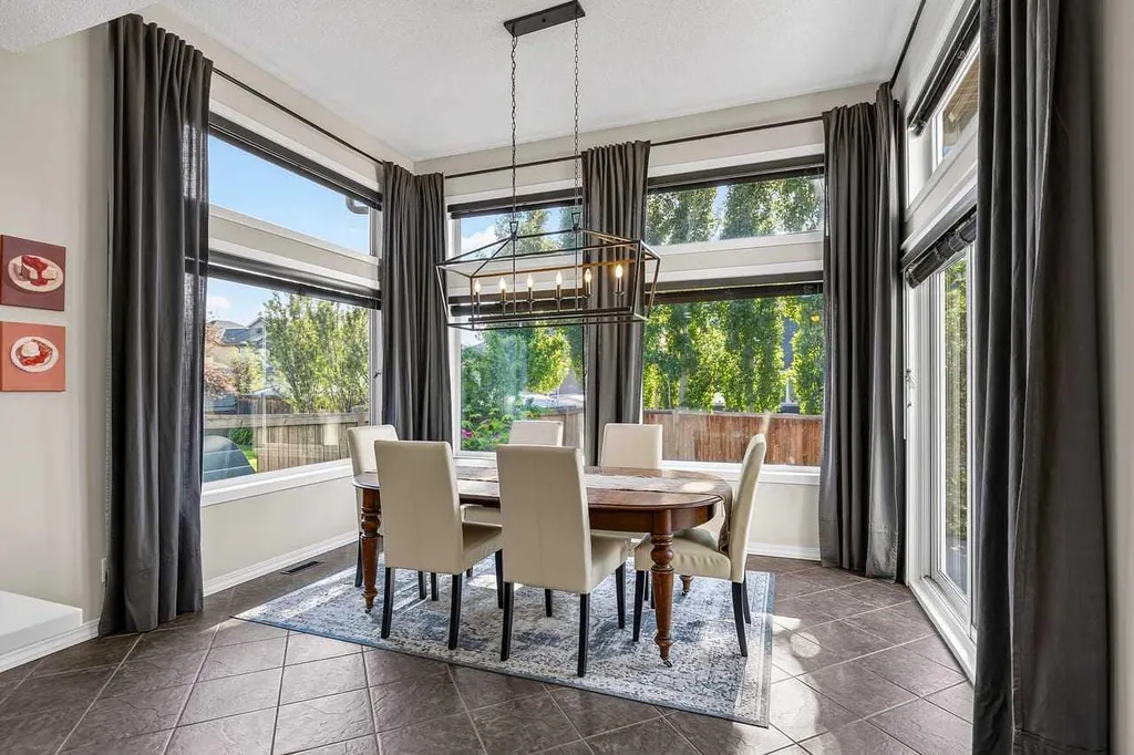 11 Chapala Square SE Calgary AB T2X 3T7