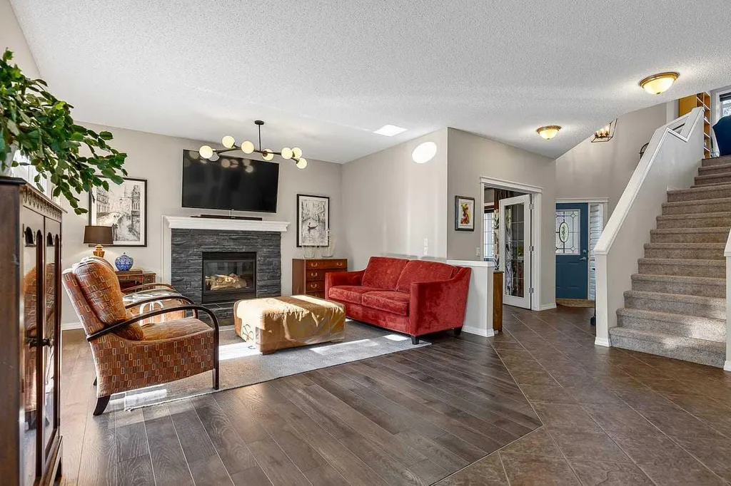11 Chapala Square SE Calgary AB T2X 3T7