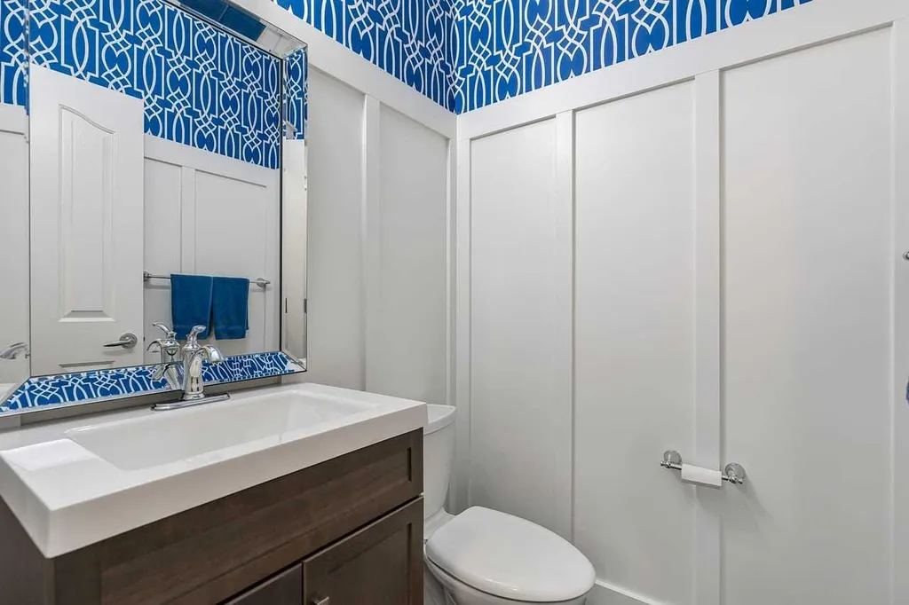 11 Chapala Square SE Calgary AB T2X 3T7